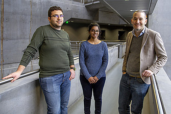 From left to right: Guido Masella, Sayali Shevate, both PhD students, and Guido Pupillo, Scientific Director of the programme.